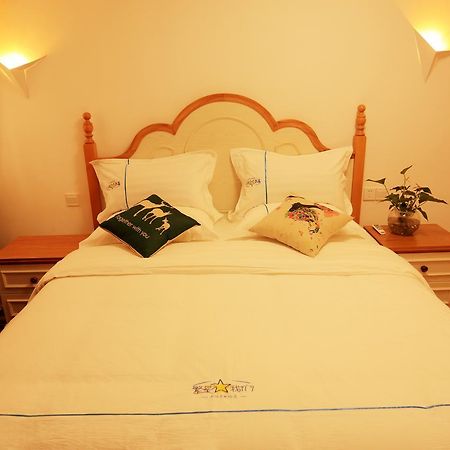 Infinite Stars Us Youth Hostel Ченду Екстер'єр фото