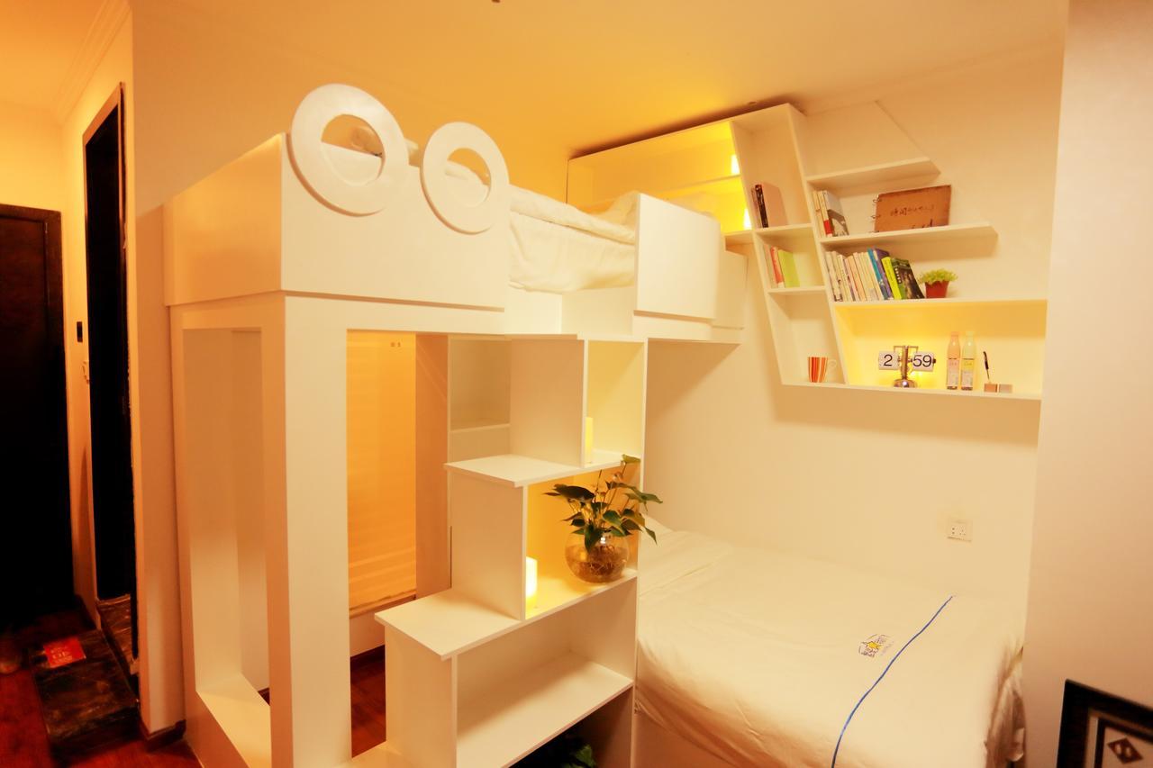 Infinite Stars Us Youth Hostel Ченду Номер фото