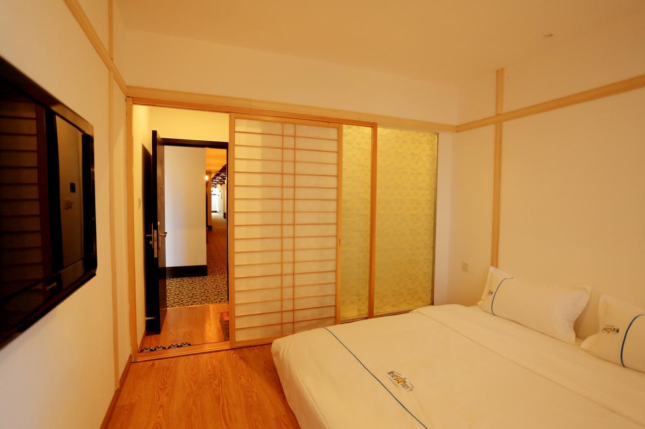 Infinite Stars Us Youth Hostel Ченду Екстер'єр фото